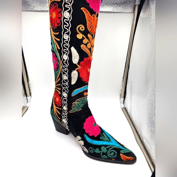 Artemis Colorful Embroidered Long Boots Size 39 - Picture 2 of 14
